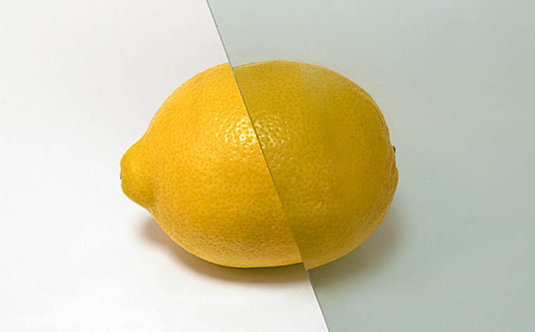 屋根材_ﾎﾟﾘｶｰﾎﾞﾈｰﾄ_ｶﾞﾗｽｸﾘｱ色