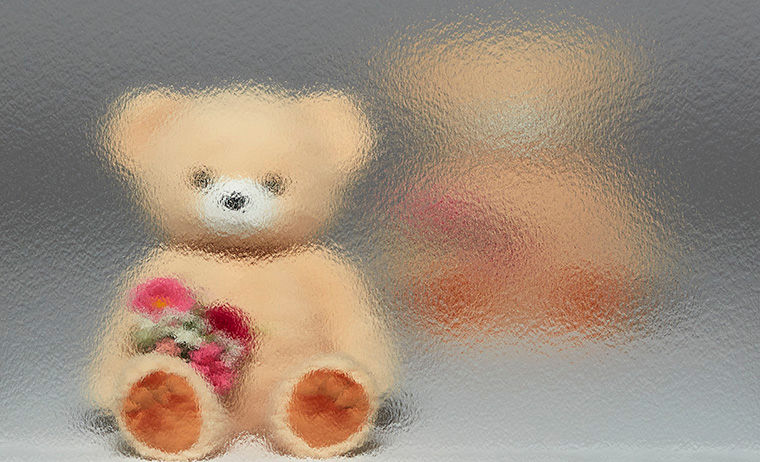 型板ﾄﾘﾌﾟﾙ_複層ｶﾞﾗｽ_昼ｲﾒｰｼﾞ_室外明、室内暗