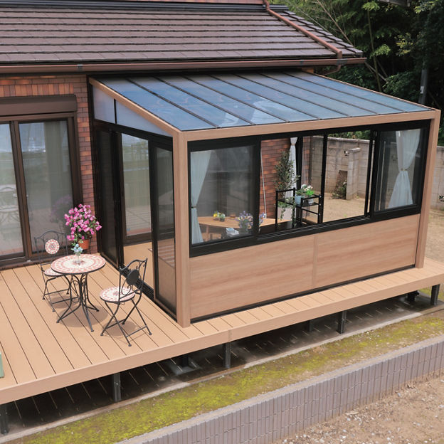 心地よい風を感じるワーキングスペース