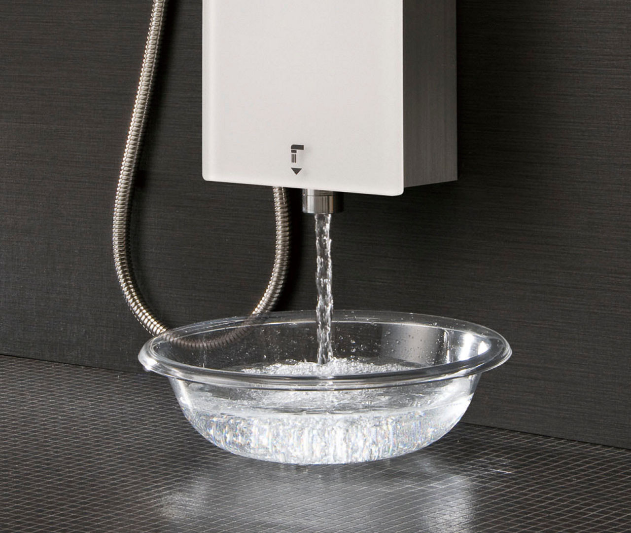 シャワーパネル_アクアネオ_吐水口