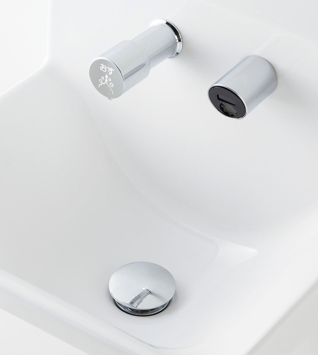 手を洗いやすく、水じまいのよい鉢形状