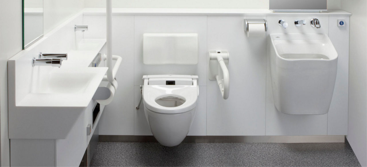 使いやすい器具_水栓金具は全て壁付式