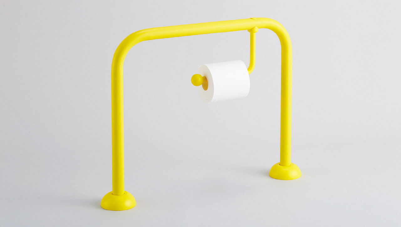 幼児用大便器手すり(紙巻器付)