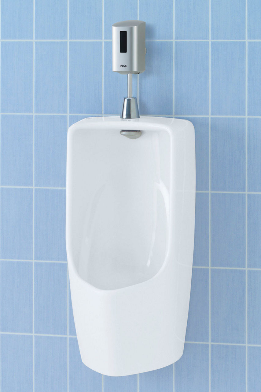 トラップ付小形壁掛ストール小便器(壁排水)