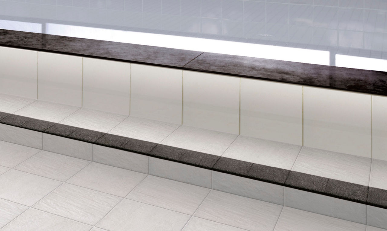 サーモタイルステップ