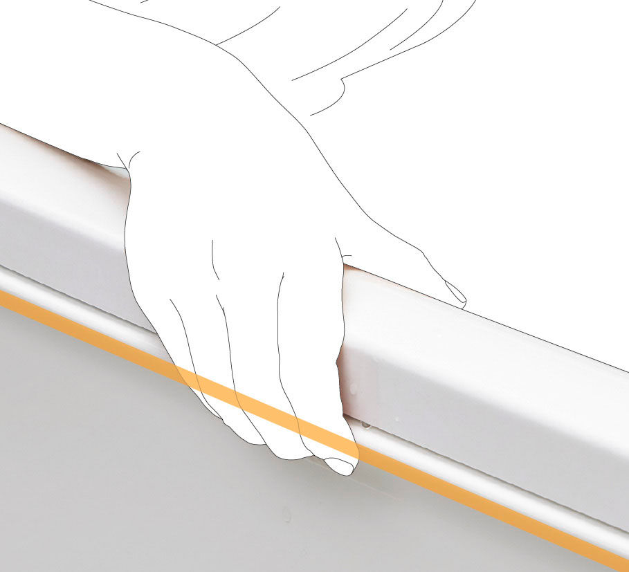 Lifestyle_Bathroom_ミナモ浴槽_つかみやすさと滑りにくさに配慮した浴槽フランジ・エプロン