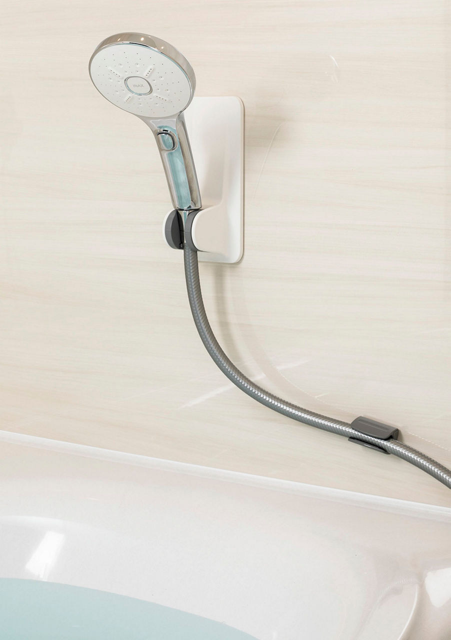 Lifestyle_Bathroom_マグネットアイテム_マグネットシャワーフック(角度調節式)_浴室内の好きな場所で、どこでもシャワー