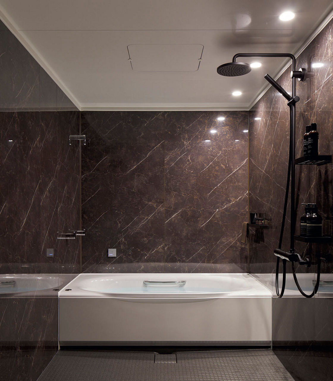 Lifestyle_Bathroom_ダウンライト(LED)調光調色機能付_調色_電球色