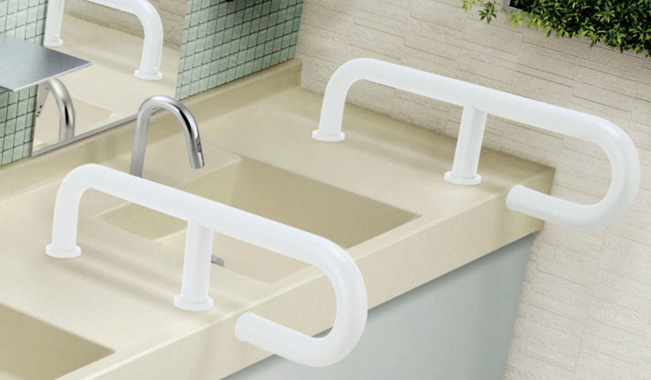 手すり_手洗い時にからだを支えやすいように配慮