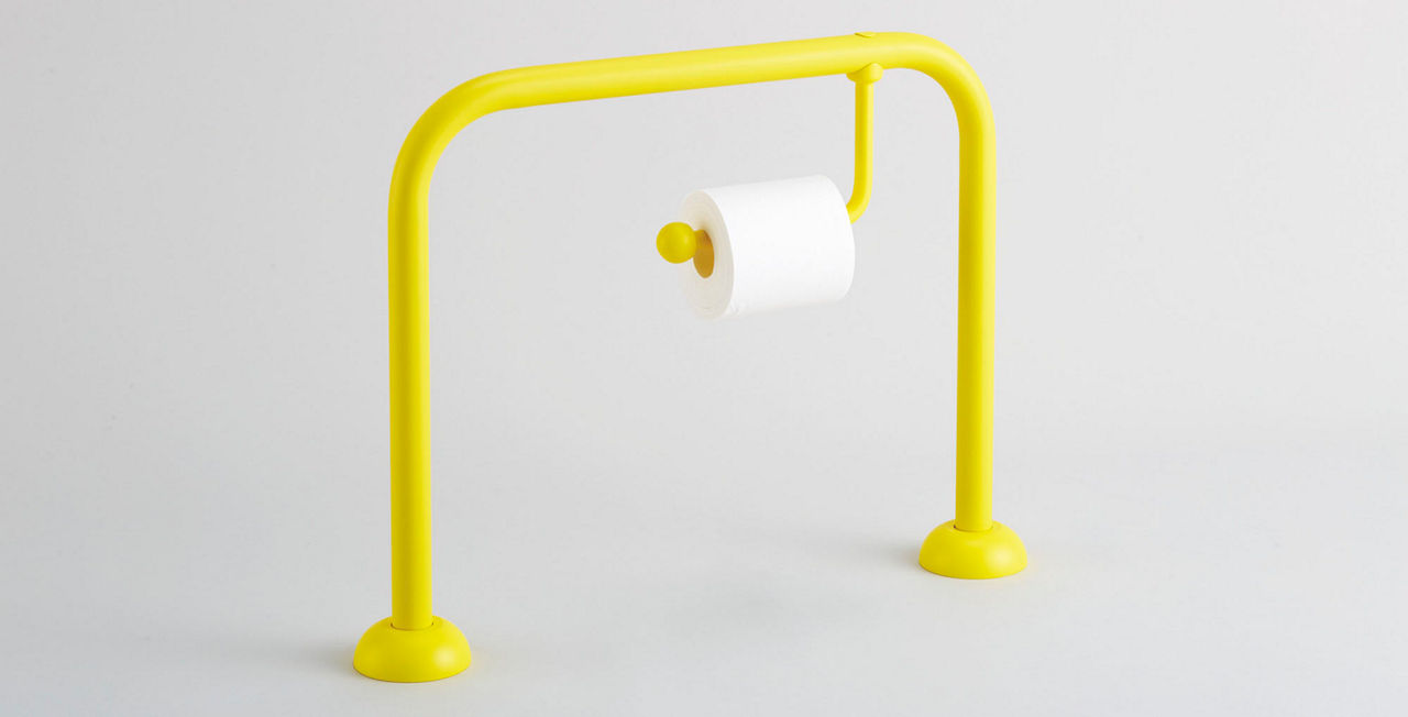 幼児用大便器手すり(紙巻器付)
