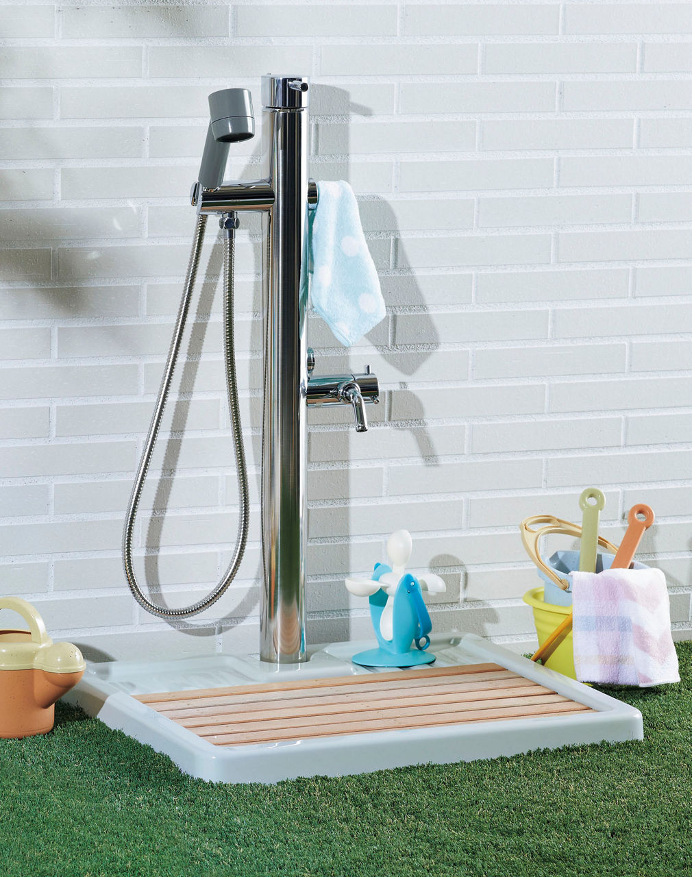 シャワー付水栓柱_専用防水パンを併用_施工例