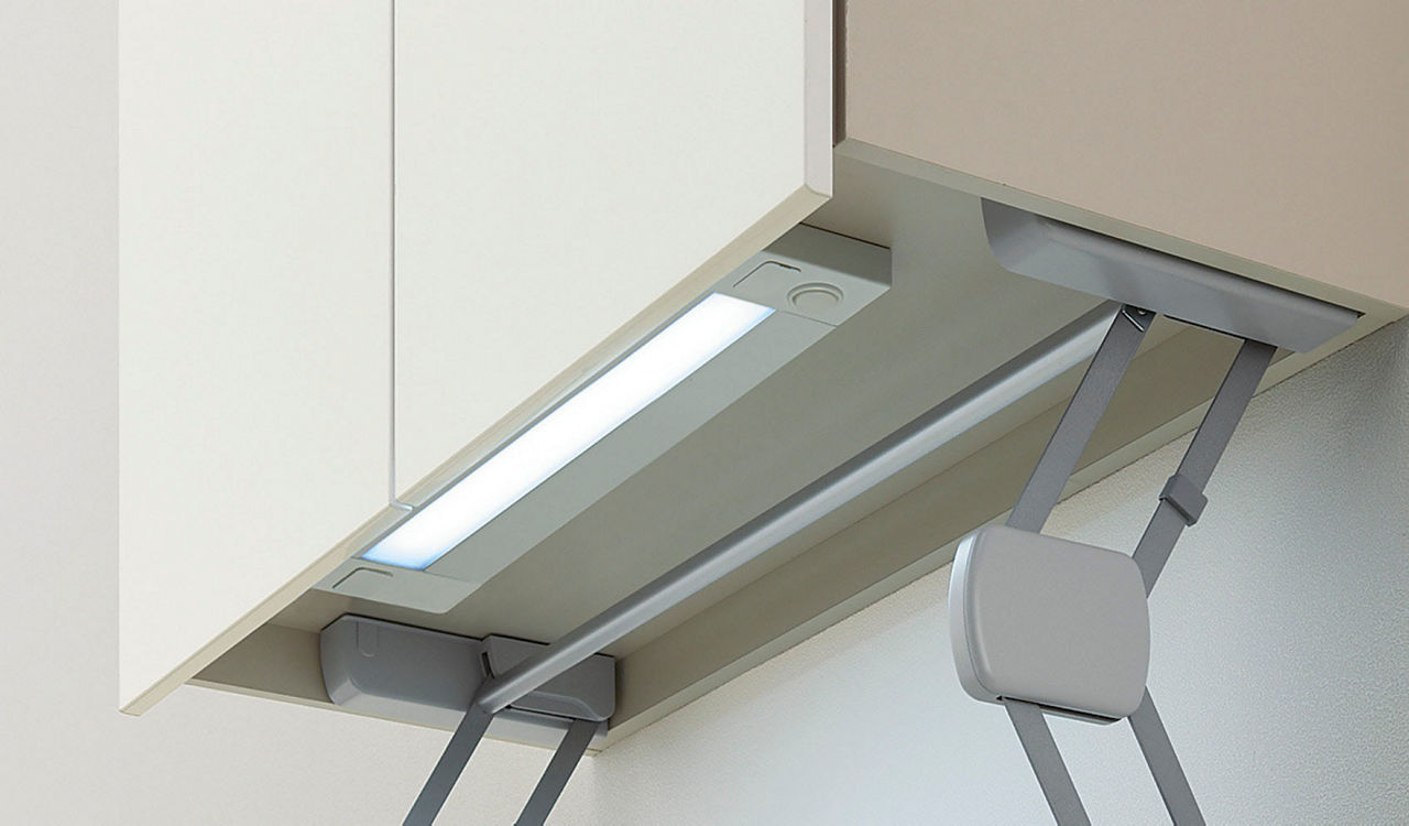 手前にはオプションでシステムライトも設置できます