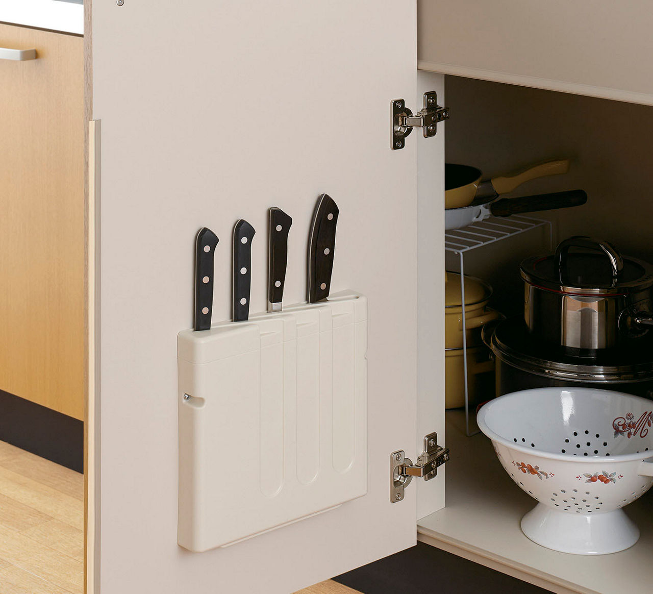 セクショナルキッチン_KA-1型_包丁差し
