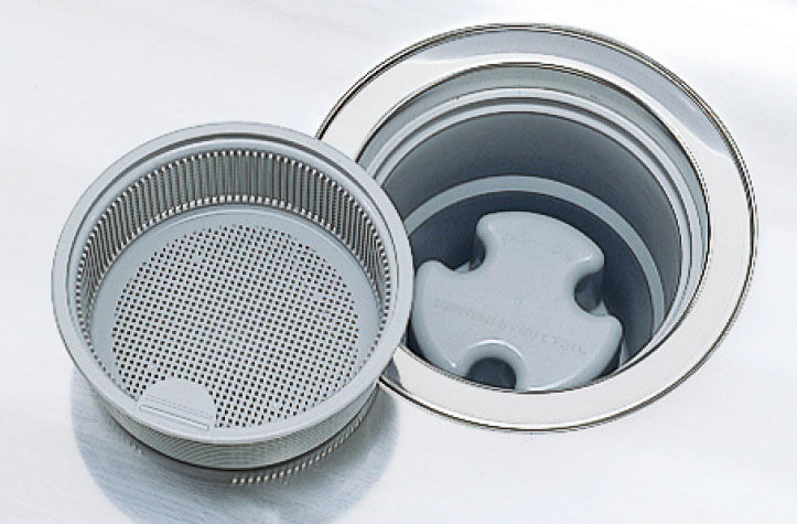 シンクとワークトップは耐食性・耐久性に優れたSUS304_浅型ゴミ収納器付き