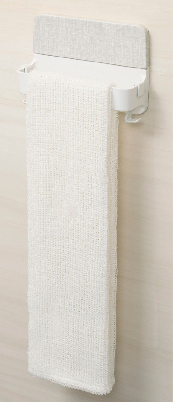 Lifestyle_Bathroom_マグネットアイテム_マグネットマルチバー180L_移動可能な2つのフックで使い勝手が向上