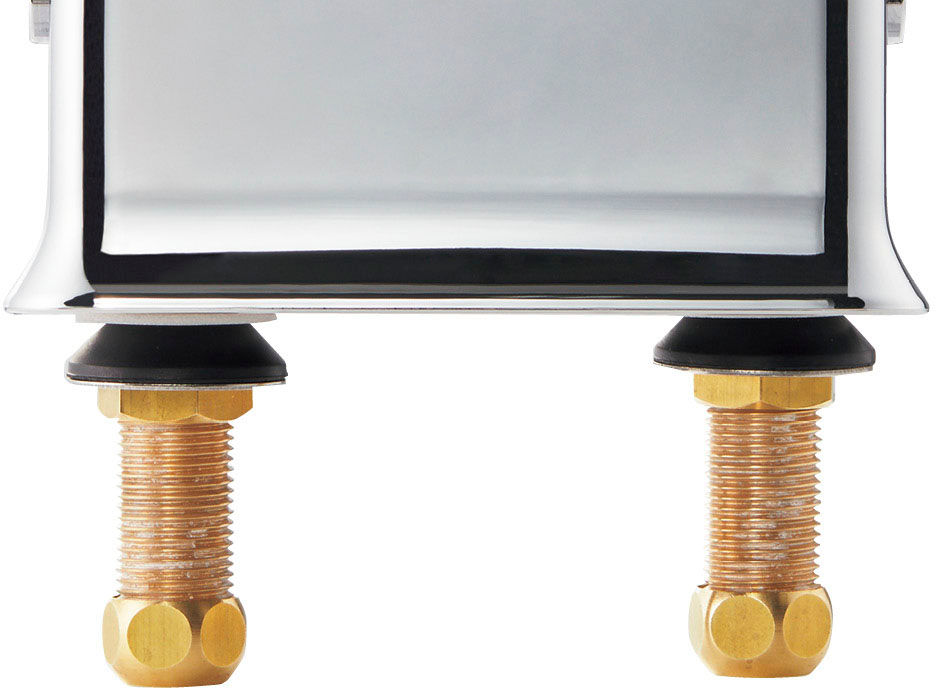 3種類の取付ピッチに対応_100mm