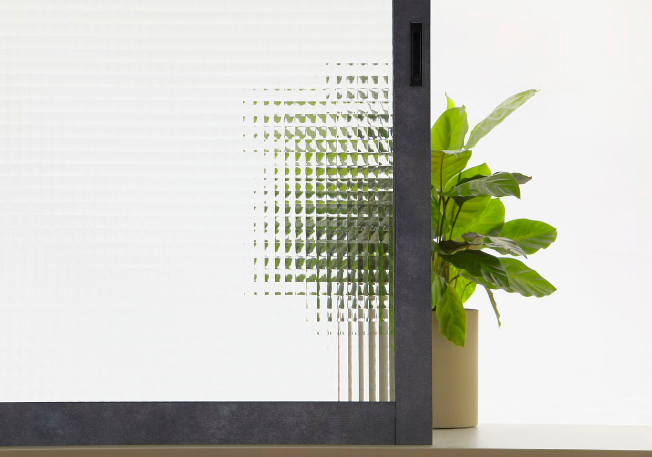 ﾃﾞｻﾞｲﾝｶﾞﾗｽ_ﾁｪｯｶｰ