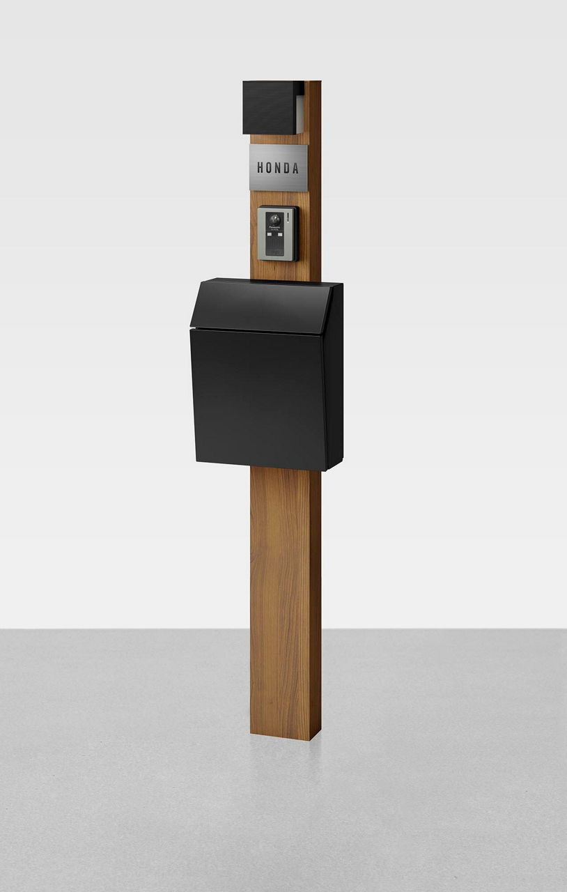 柱ﾁｪﾘｰｳｯﾄﾞ_照明ｵﾌﾌﾞﾗｯｸ_横型ﾎﾟｽﾄP-1型ﾛｲﾔﾙﾌﾞﾗｯｸ