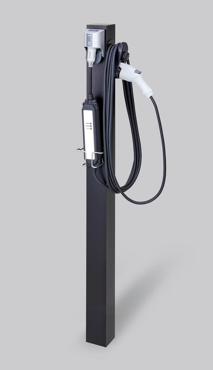 EV･PHEV充電用屋外ｺﾝｾﾝﾄ(200V)+ﾎﾟｰﾙｾｯﾄ100角(ﾌﾞﾗｯｸ)+付属品_ｺﾈｸﾀﾎﾙﾀﾞ･制御器ﾎﾙﾀﾞ