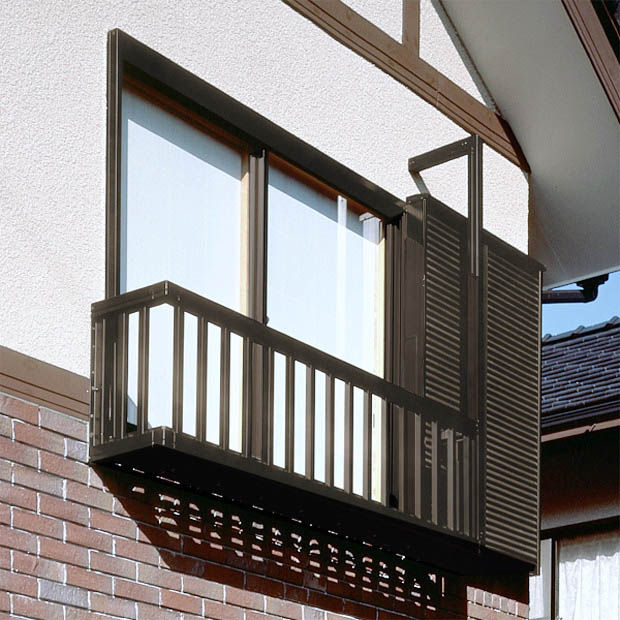 縦格子(施工例) ｵｰﾀﾑﾌﾞﾗｳﾝ